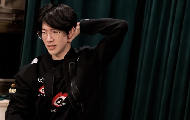 外媒：谢菲联有意韩国国脚边卫薛英佑，球员解约金500万欧